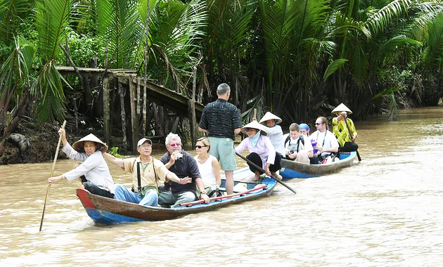 Private-Car-Ho-Chi-Minh-City-to-My-Tho-Mekong-Delta